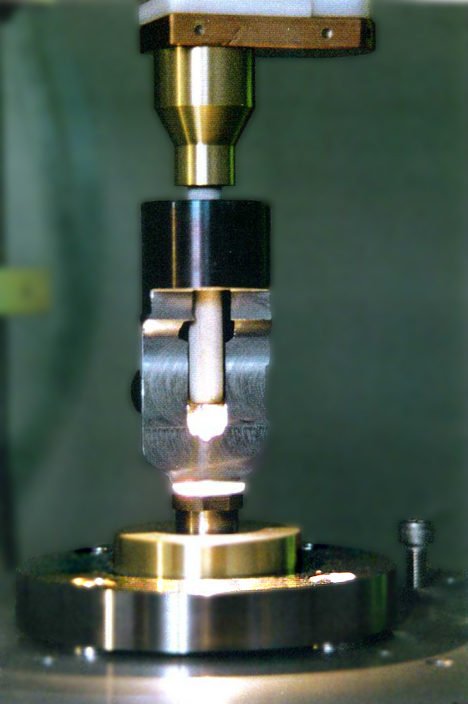 Отработка режимов наплавки корпусов арматуры горелкой 230 MV ( E52 ) на образцах-имитаторах 